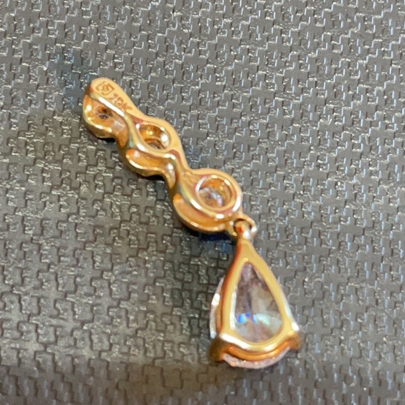10K and CZ pendant. 3/4” - Picture 5 of 12